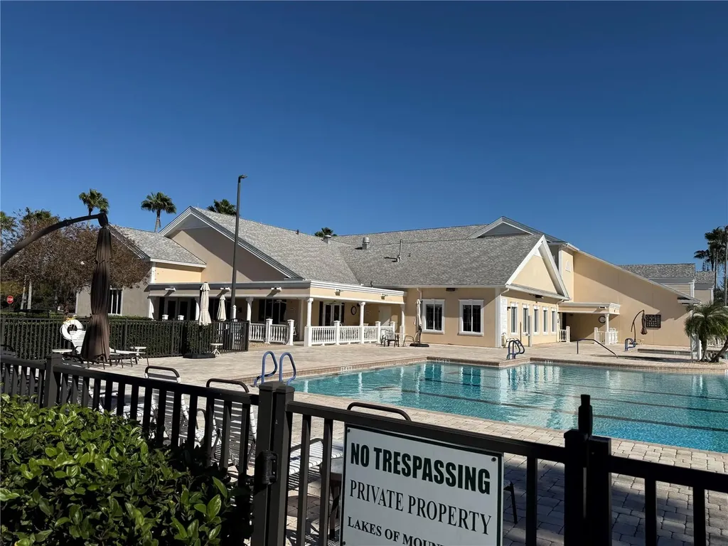 8301 Bridgeport Bay Circle Mount Dora FL 32757