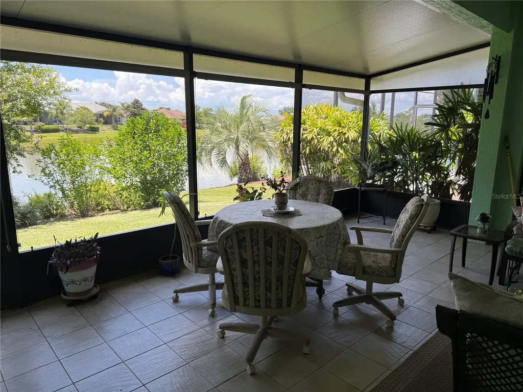 8301 Bridgeport Bay Circle Mount Dora FL 32757