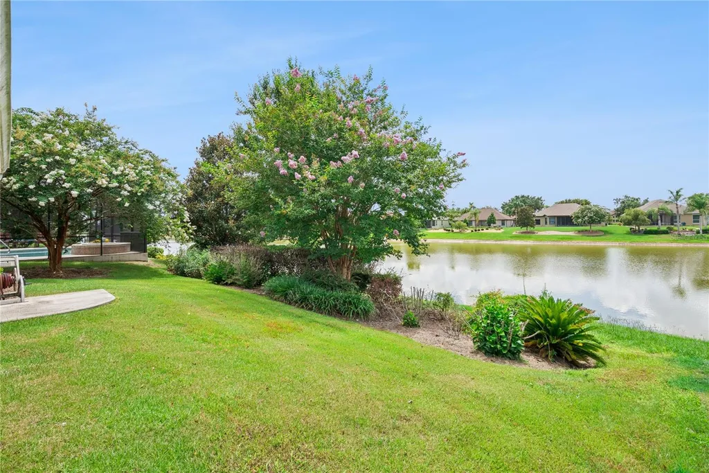 8301 Bridgeport Bay Circle Mount Dora FL 32757
