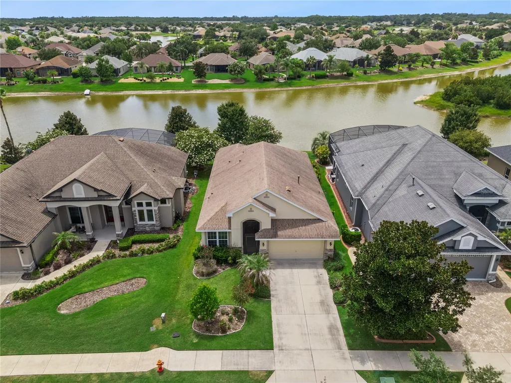 8301 Bridgeport Bay Circle Mount Dora FL 32757