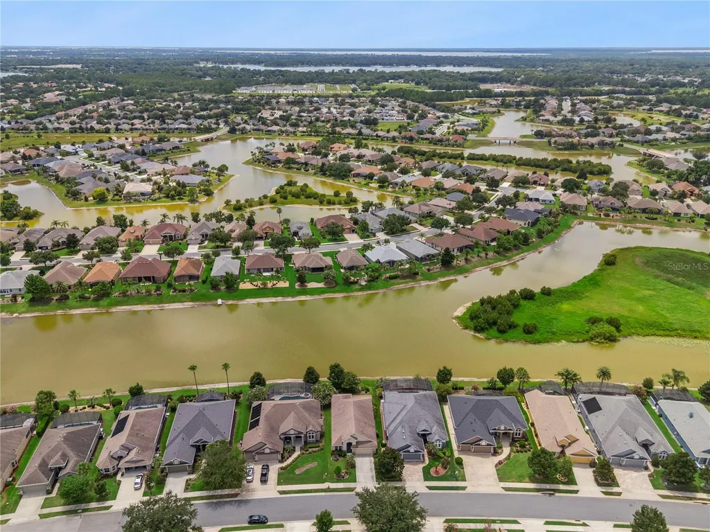8301 Bridgeport Bay Circle Mount Dora FL 32757