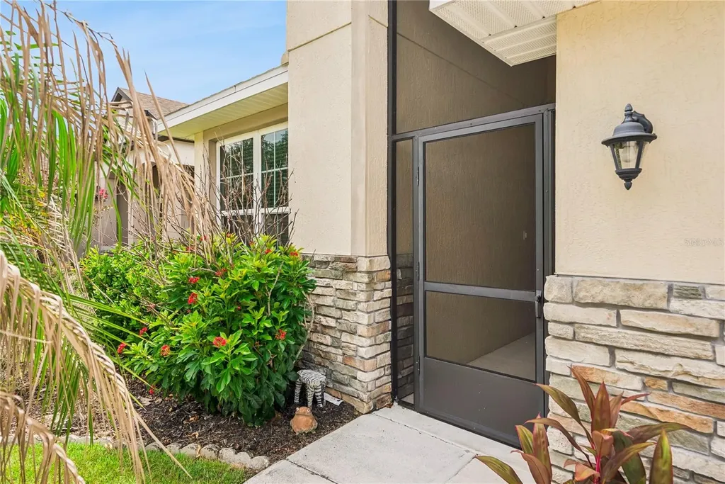 8301 Bridgeport Bay Circle Mount Dora FL 32757