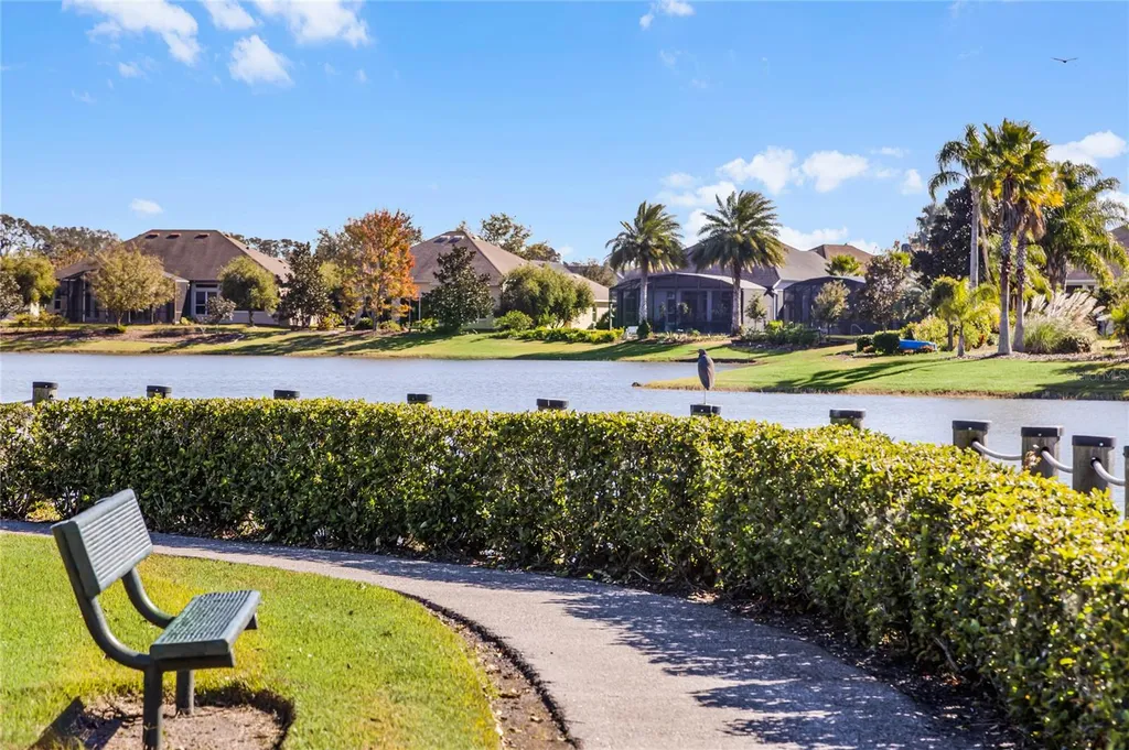 8301 Bridgeport Bay Circle Mount Dora FL 32757