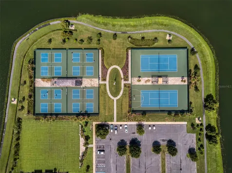 8301 Bridgeport Bay Circle Mount Dora FL 32757