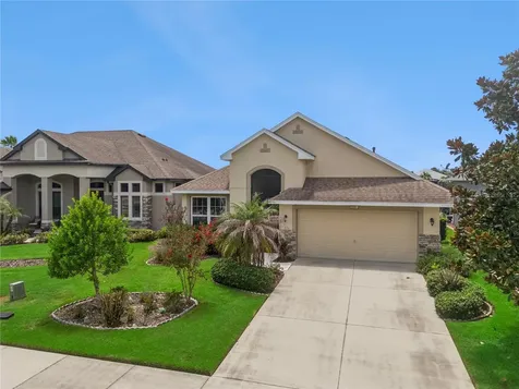 8301 Bridgeport Bay Circle Mount Dora FL 32757