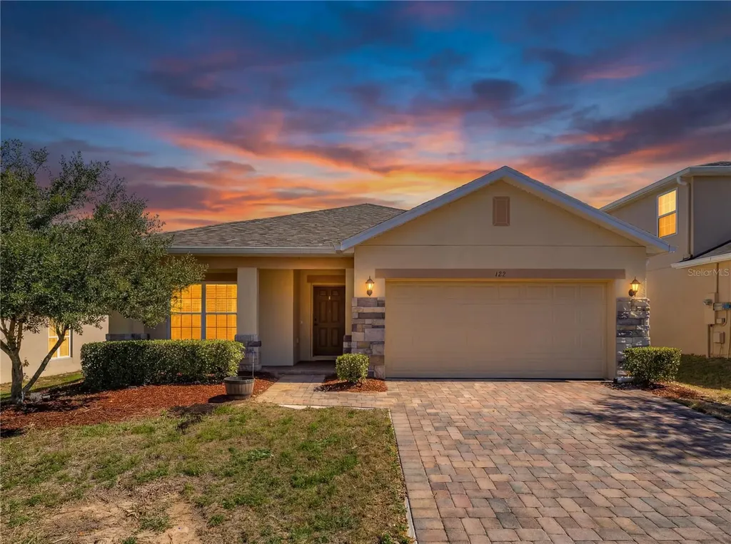 122 Andalusia Loop Davenport FL 33837