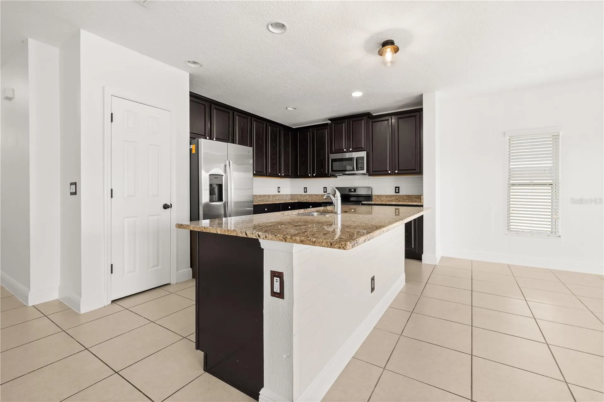 122 Andalusia Loop Davenport FL 33837