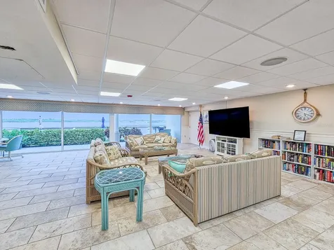 3606 S Peninsula Drive Port Orange FL 32127