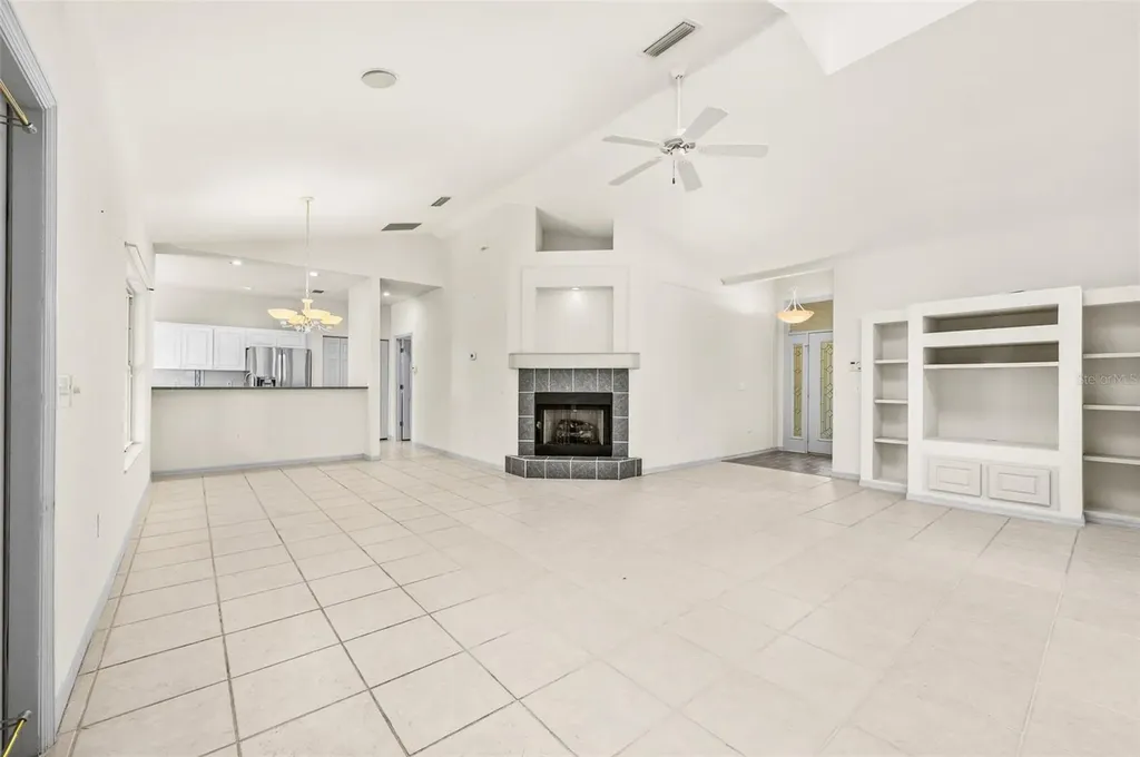4360 NW 36th Terrace Gainesville FL 32605