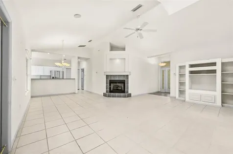 4360 NW 36th Terrace Gainesville FL 32605