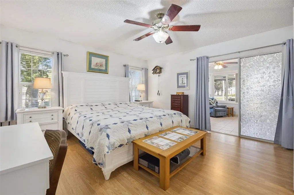 26927 Forest Hills Street Leesburg FL 34748