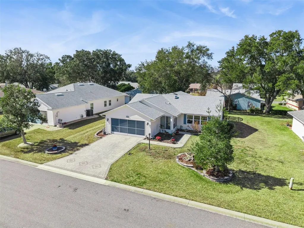 26927 Forest Hills Street Leesburg FL 34748