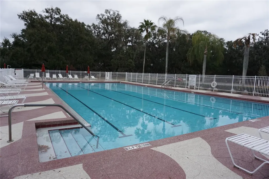 26927 Forest Hills Street Leesburg FL 34748