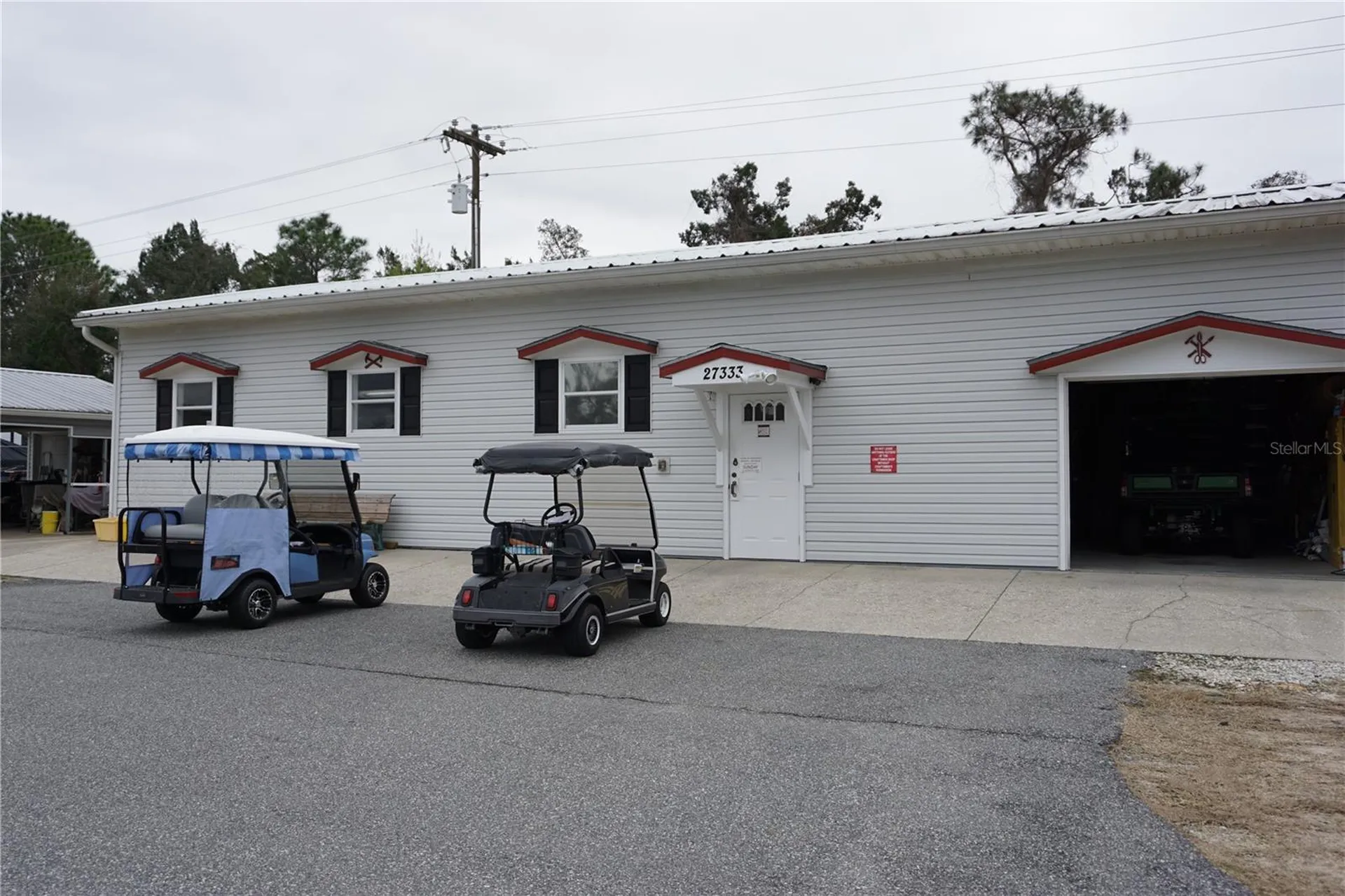 26927 Forest Hills Street Leesburg FL 34748