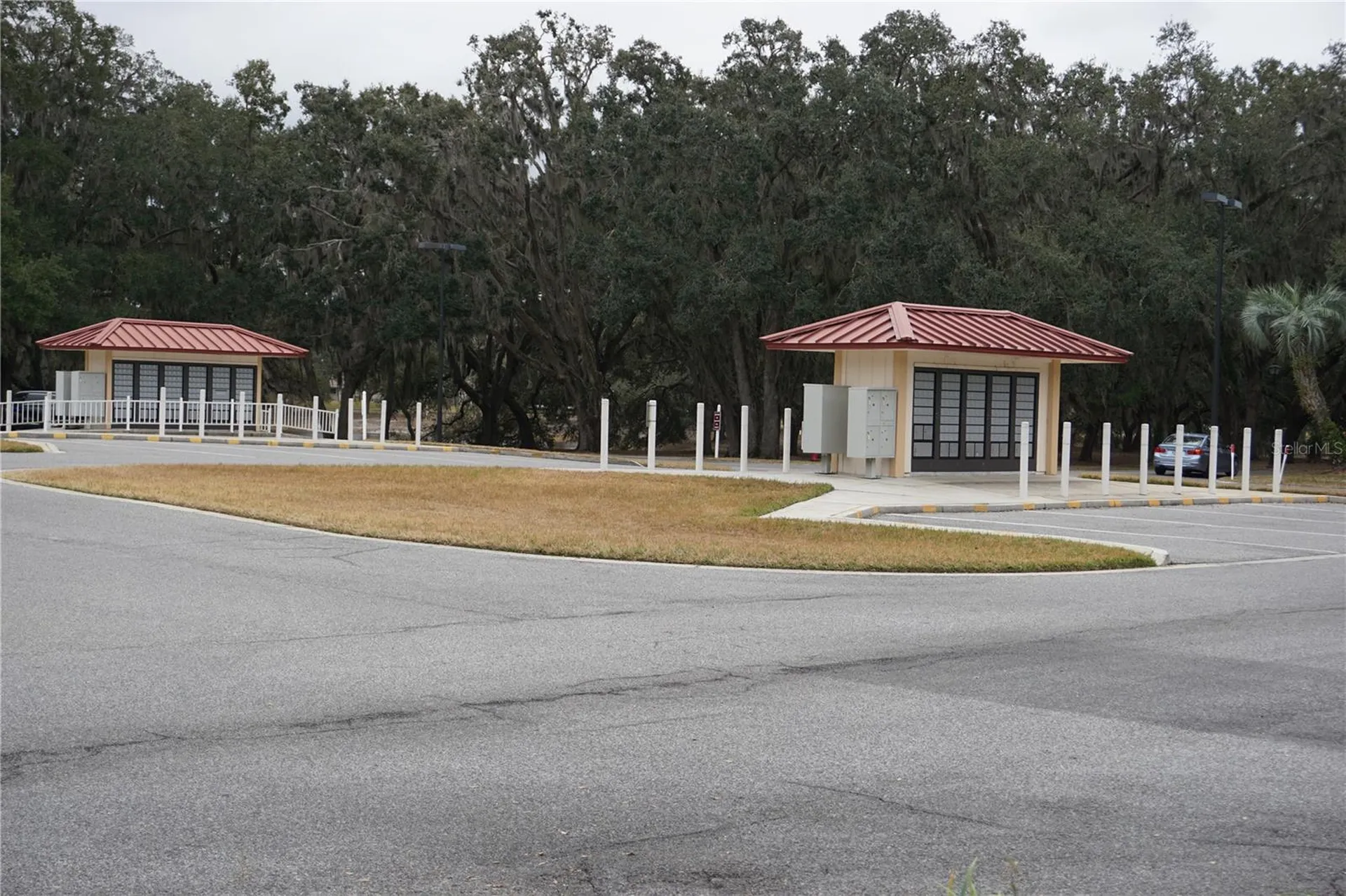 26927 Forest Hills Street Leesburg FL 34748