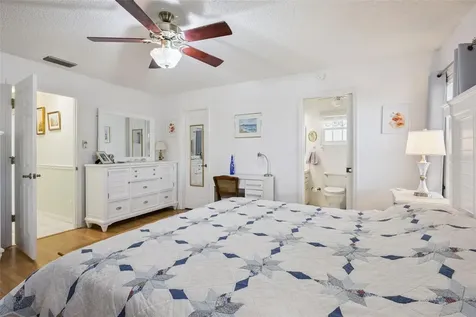 26927 Forest Hills Street Leesburg FL 34748
