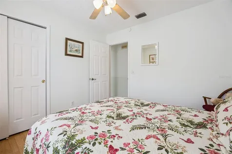 26927 Forest Hills Street Leesburg FL 34748