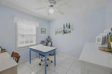 26927 Forest Hills Street Leesburg FL 34748