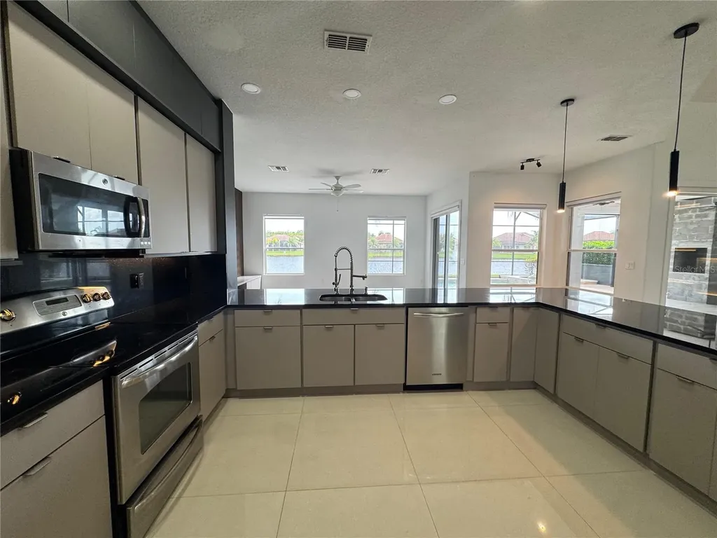 2591 Swoop Circle Kissimmee FL 34741