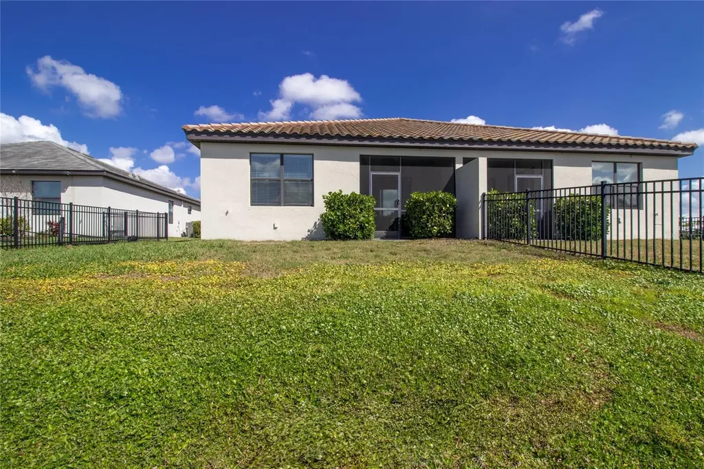 15978 Clear Skies Place Bradenton FL 34211