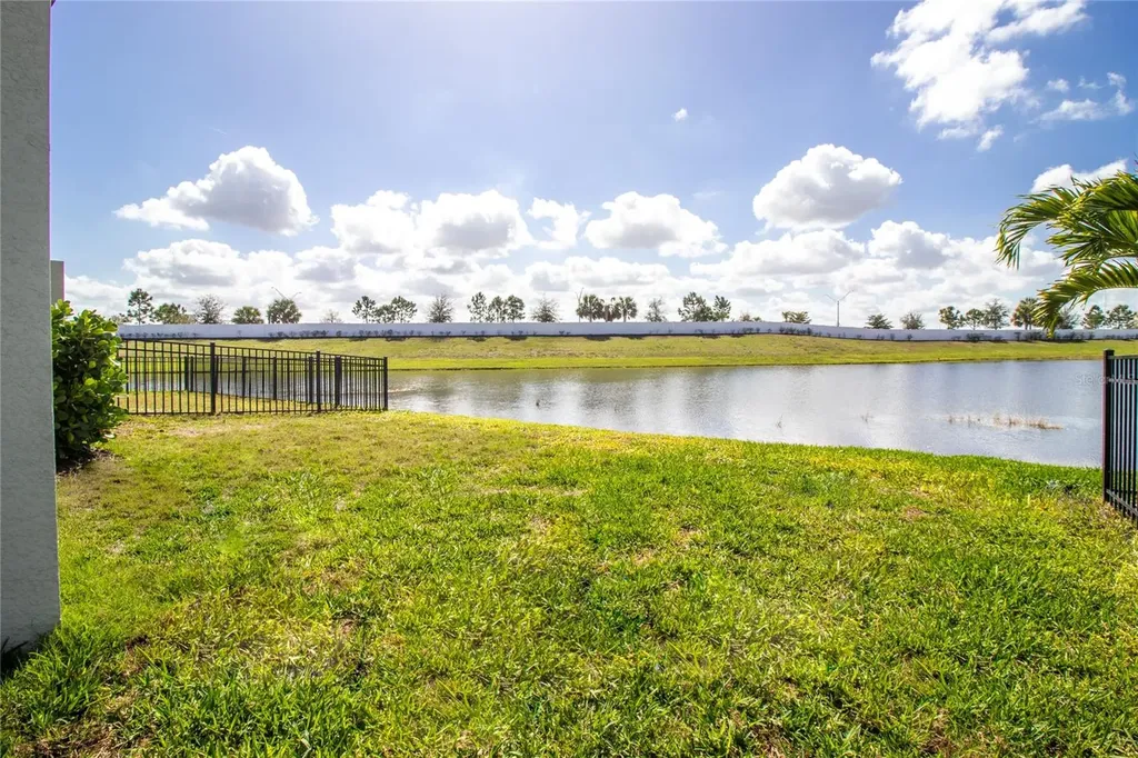 15978 Clear Skies Place Bradenton FL 34211