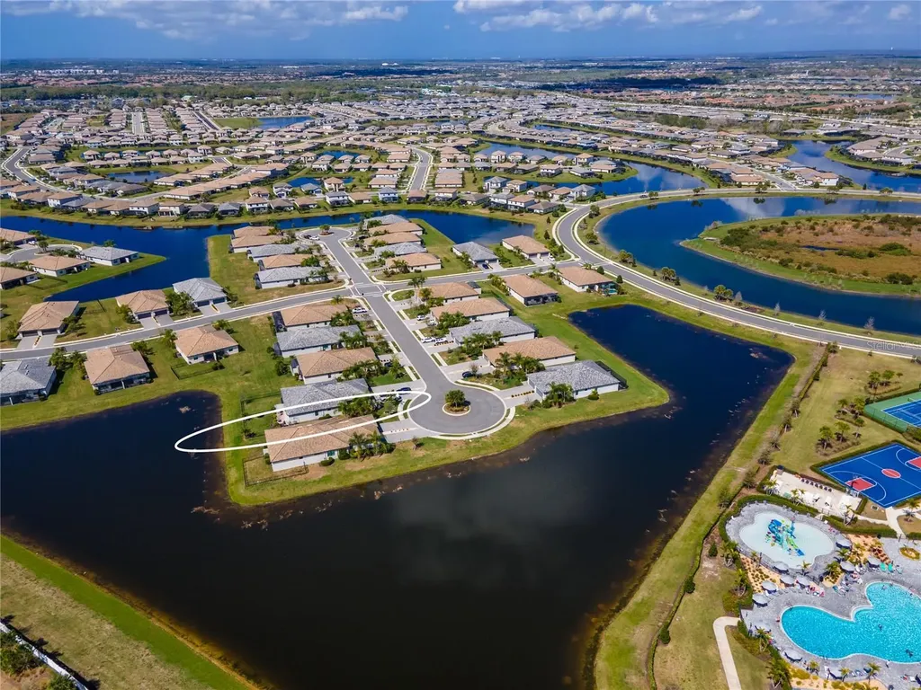 15978 Clear Skies Place Bradenton FL 34211