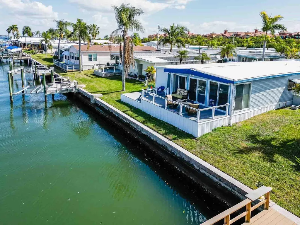 18675 Us Highway 19 N Clearwater FL 33764