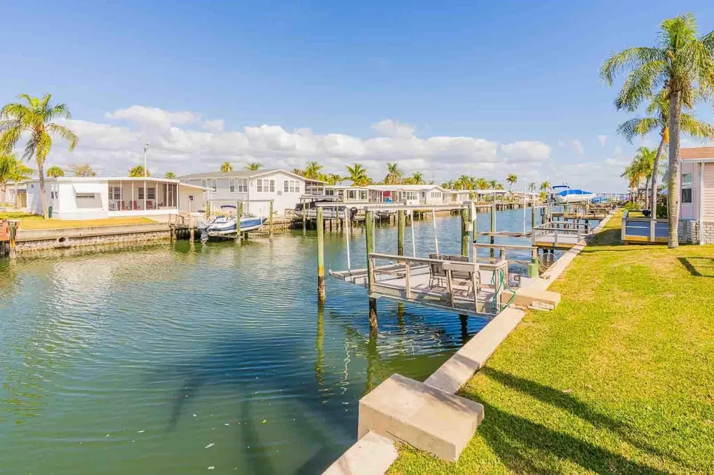 18675 Us Highway 19 N Clearwater FL 33764