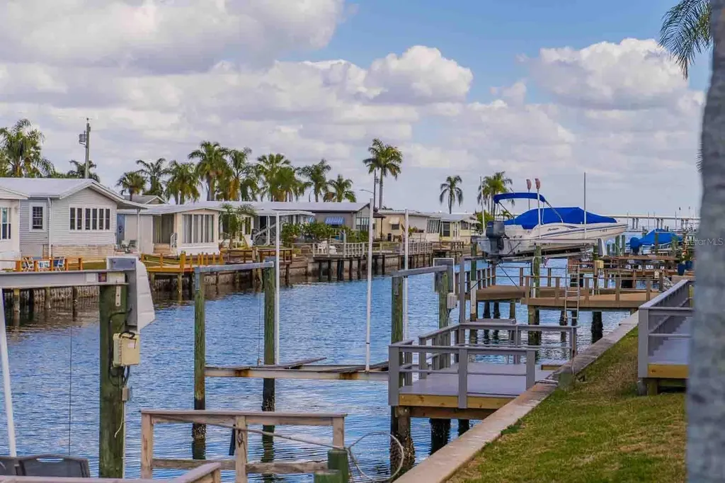 18675 Us Highway 19 N Clearwater FL 33764