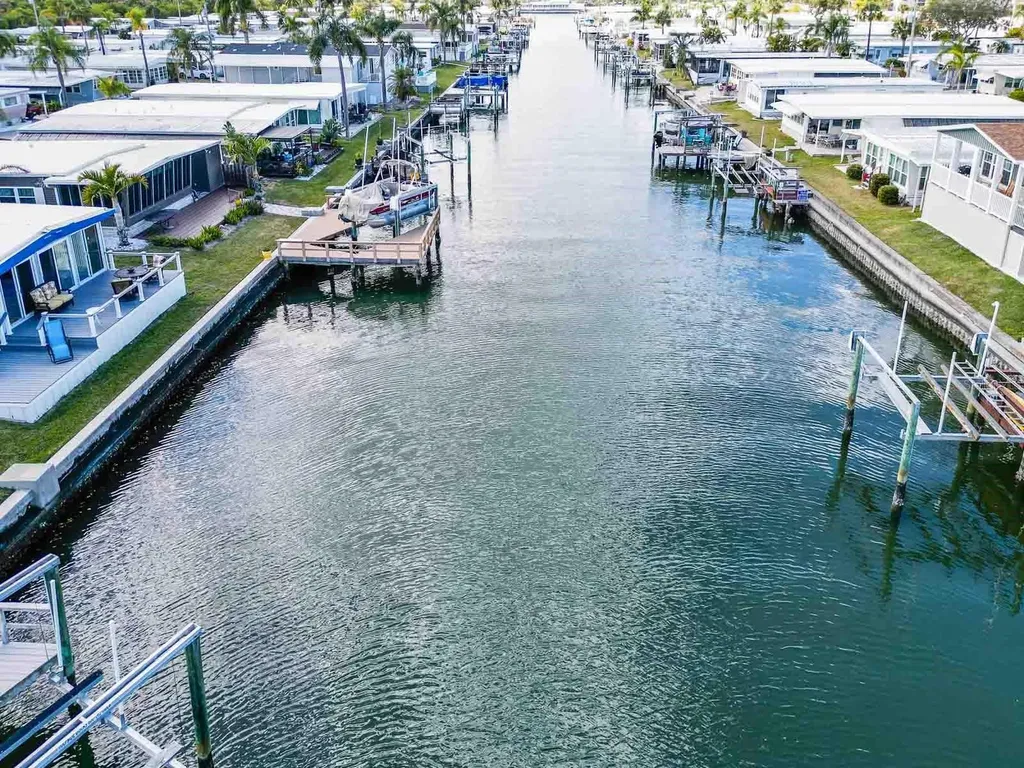 18675 Us Highway 19 N Clearwater FL 33764