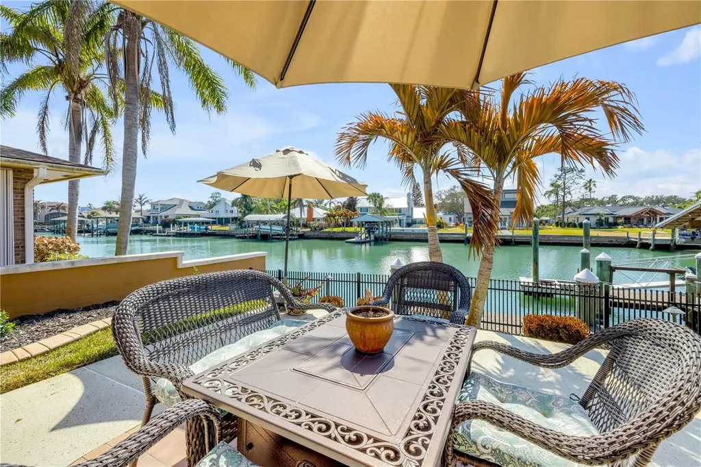 102 Via Duomo New Smyrna Beach FL 32169