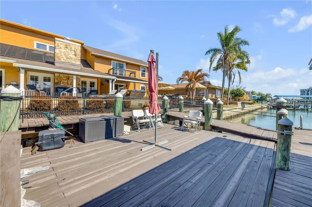 102 Via Duomo New Smyrna Beach FL 32169