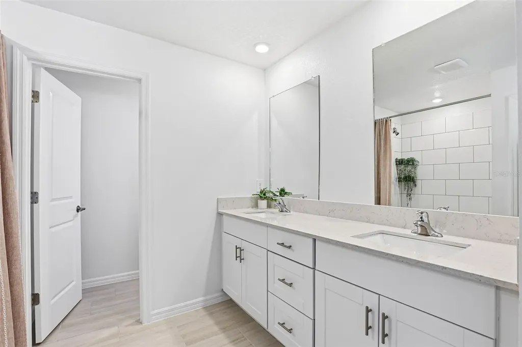 12223 Radiant Gem Trail Parrish FL 34219