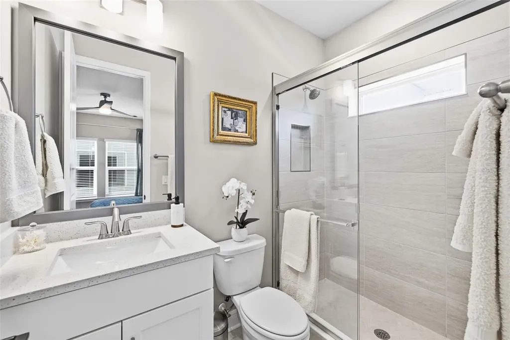 3713 W Leona Street Tampa FL 33629