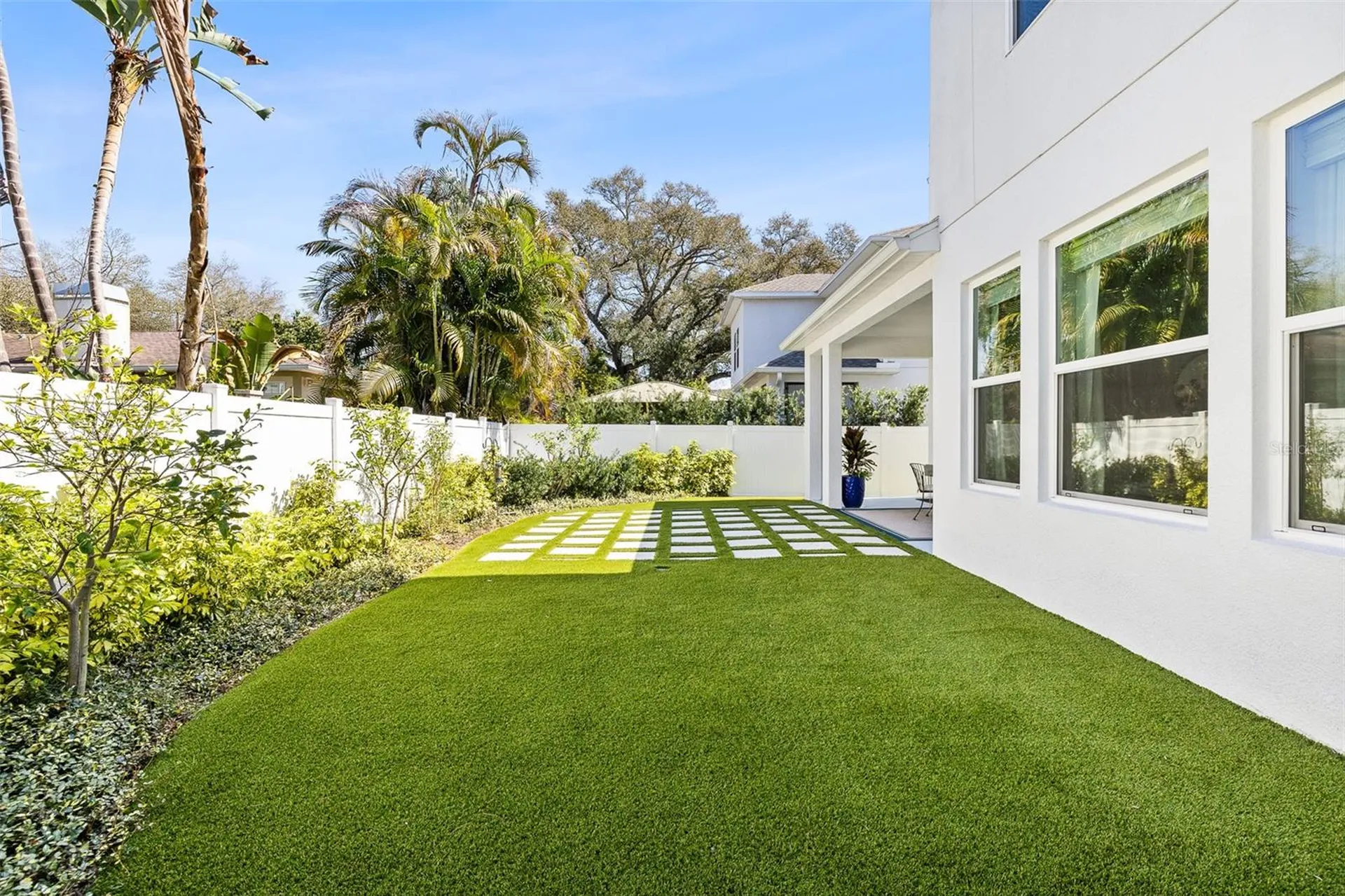 3713 W Leona Street Tampa FL 33629