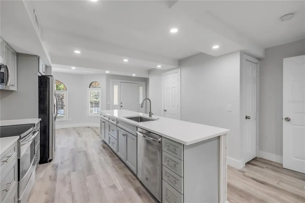 135 Marina Bay Drive New Smyrna Beach FL 32169