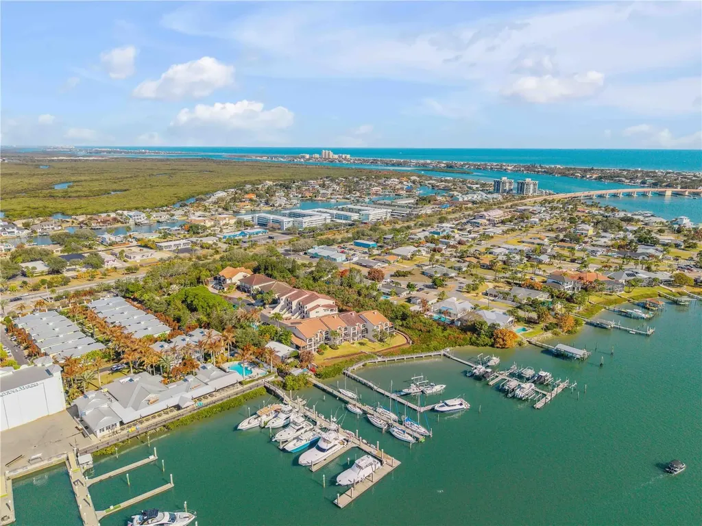 135 Marina Bay Drive New Smyrna Beach FL 32169