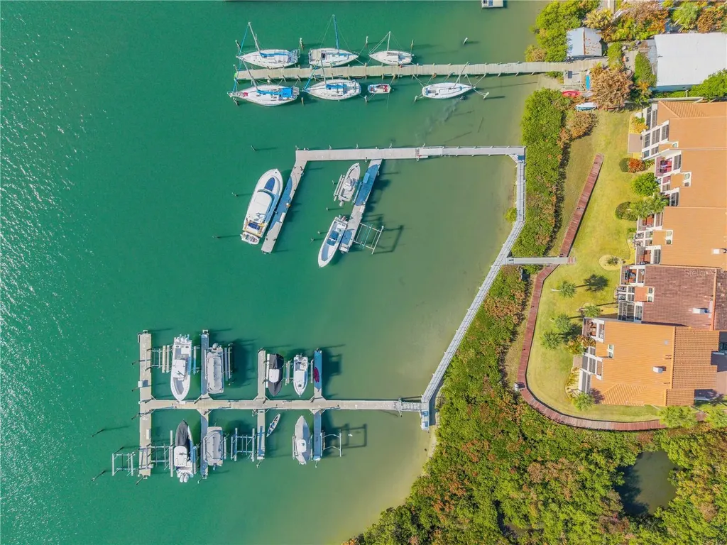 135 Marina Bay Drive New Smyrna Beach FL 32169