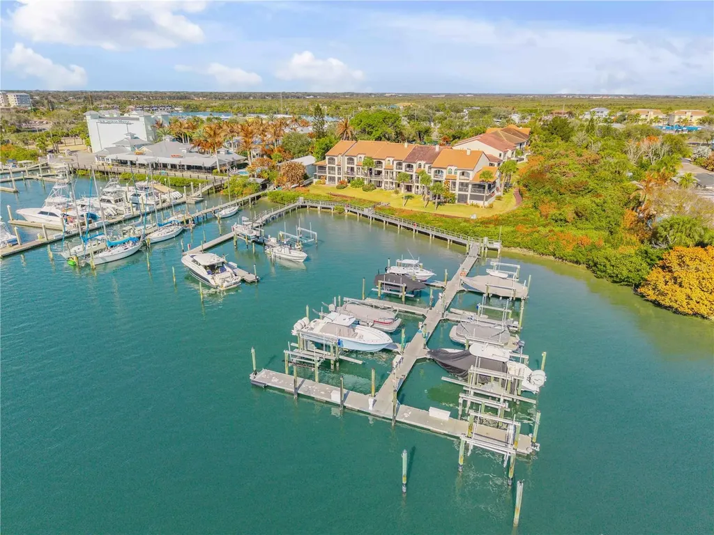 135 Marina Bay Drive New Smyrna Beach FL 32169