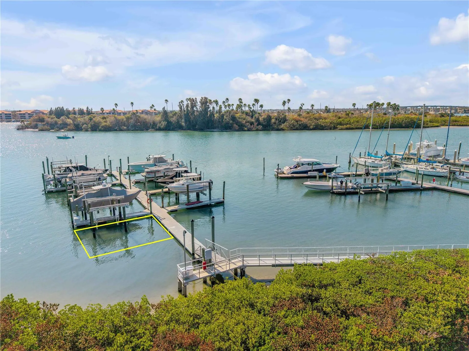 135 Marina Bay Drive New Smyrna Beach FL 32169