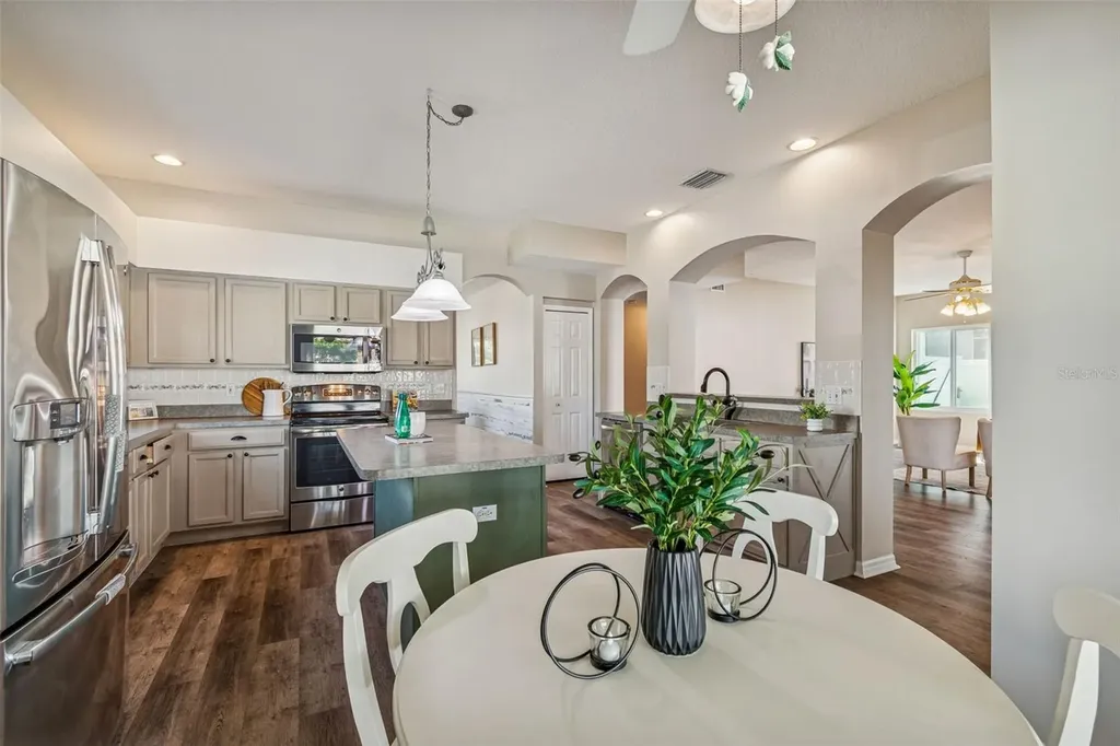 1744 Mapleleaf Boulevard Oldsmar FL 34677