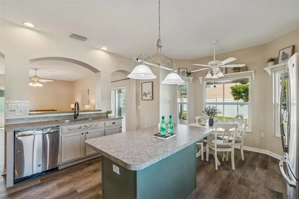 1744 Mapleleaf Boulevard Oldsmar FL 34677