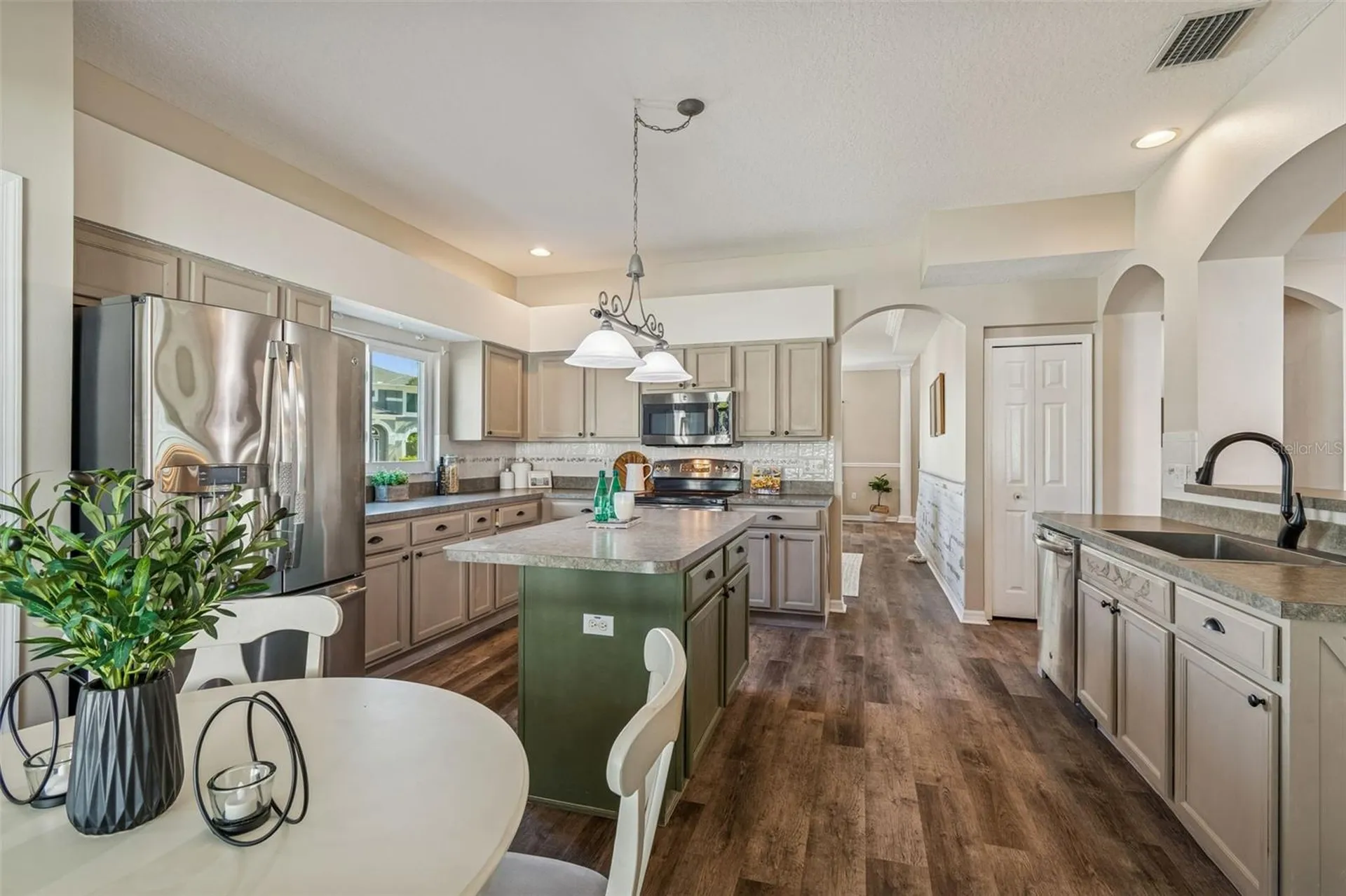 1744 Mapleleaf Boulevard Oldsmar FL 34677