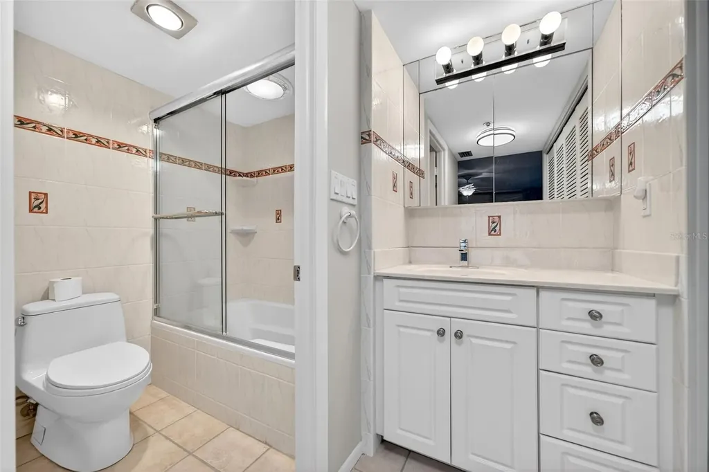 770 S Palm Avenue Sarasota FL 34236