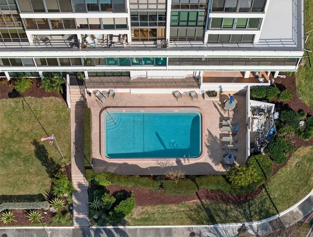 770 S Palm Avenue Sarasota FL 34236