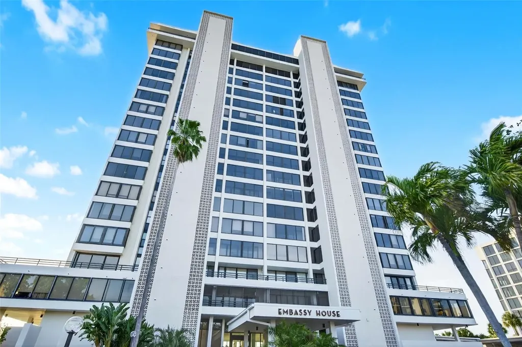 770 S Palm Avenue Sarasota FL 34236