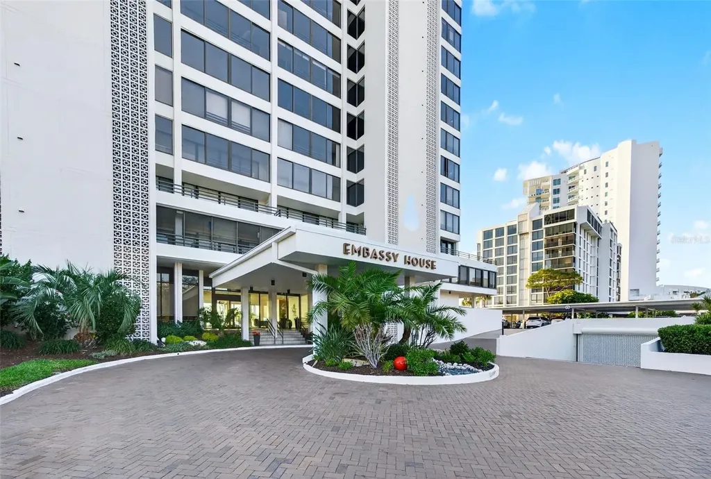 770 S Palm Avenue Sarasota FL 34236