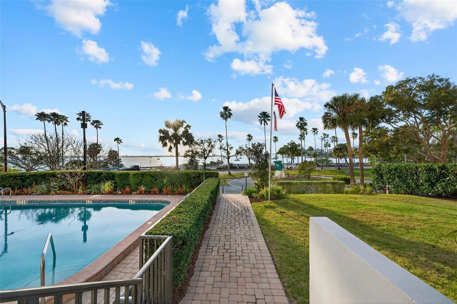770 S Palm Avenue Sarasota FL 34236