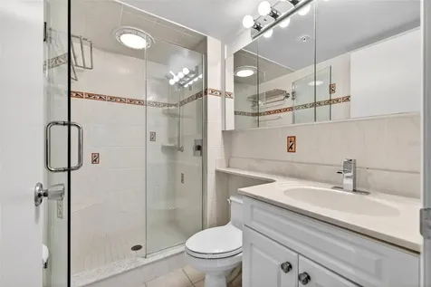 770 S Palm Avenue Sarasota FL 34236