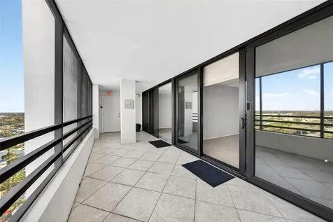 770 S Palm Avenue Sarasota FL 34236